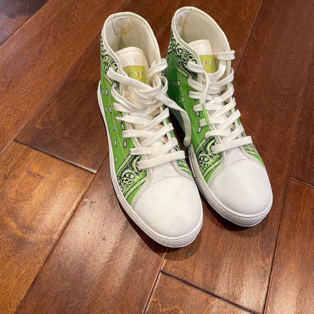 Cafe Quest Bandana Sneakers in Green SIze 10